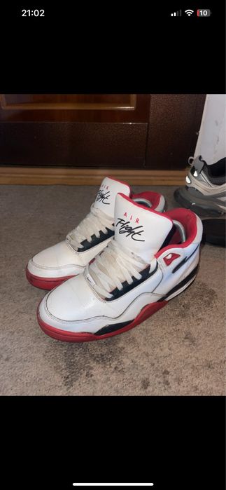 adidasi nike air flight