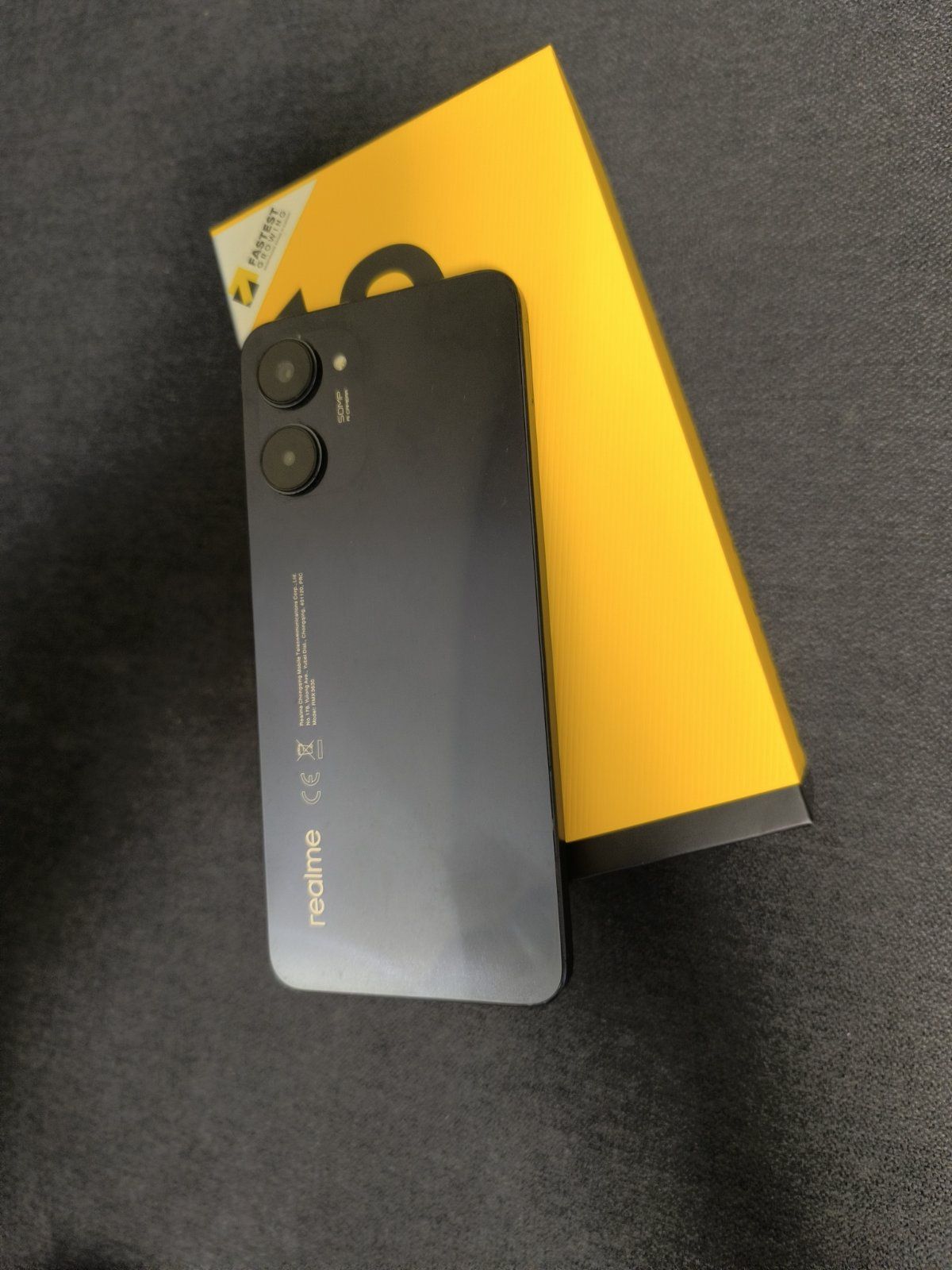 Продавам Realmi 10 8GB 128 GB