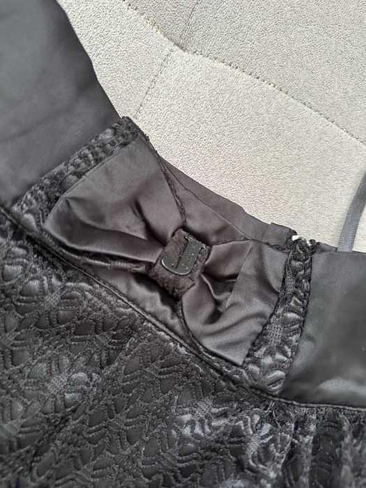 Черна Пола Junona