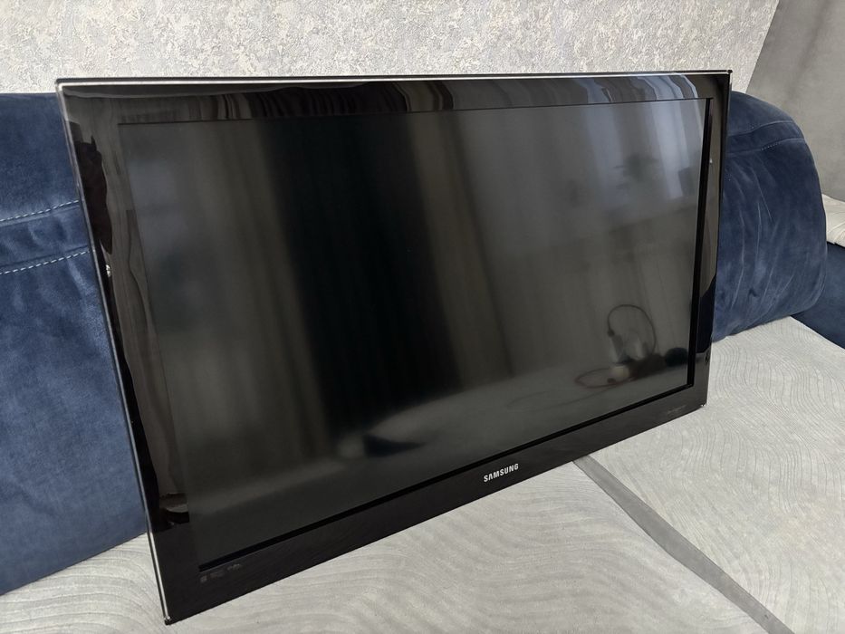 Продам телевизор Samsung