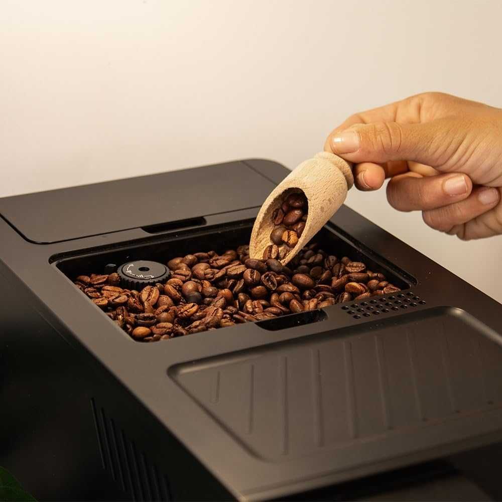 Кафеавтомат Cecotec Cremmaet Compact-ccino с млечна система 19 Bar