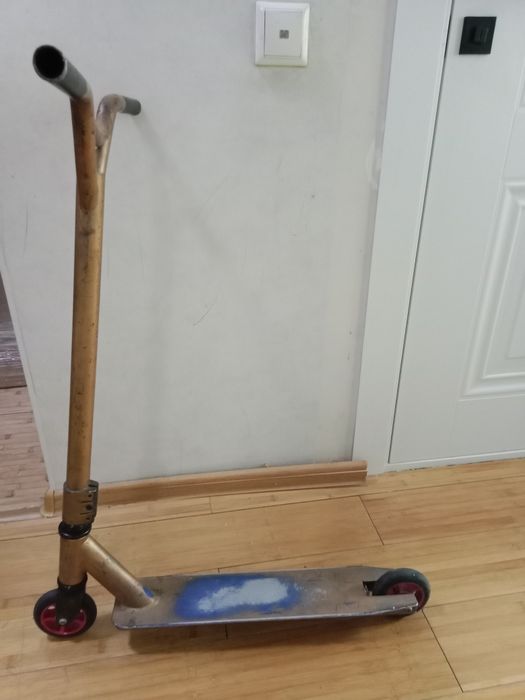 Трюковой самокат