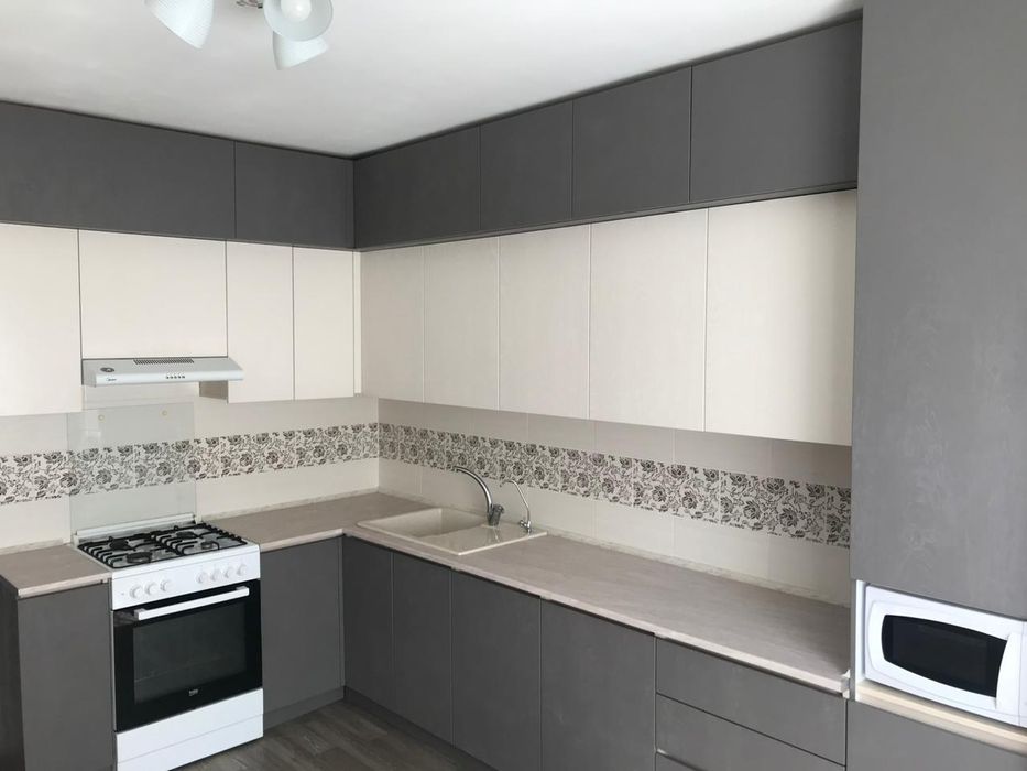 Кухня,шкаф, детская, гардероб.