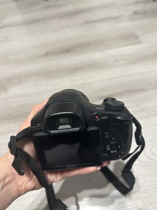 Sony DSC-HX350 – Zoom 50x, ca nou + husă inclusă