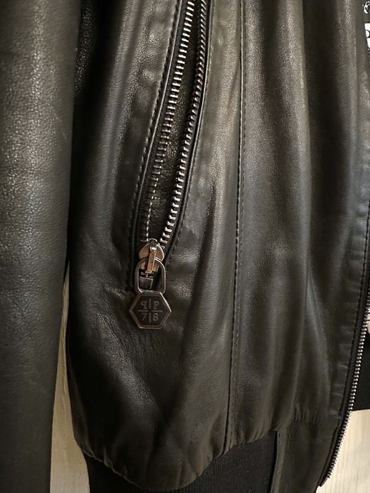 Черно мъжко яке от естествена кожа Phillip plein размер L промо цена