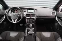 Volvo V40 Volvo V40 R paket 2017 E6 150cp Automat ales Navi Piele Clima