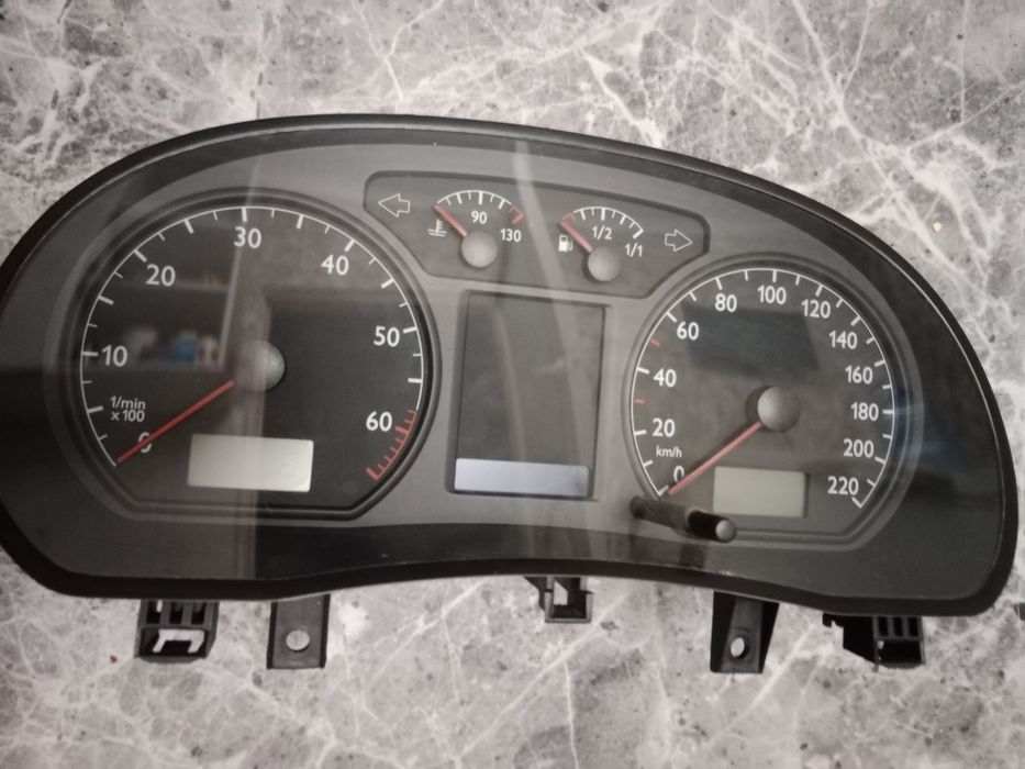 Щиток прибор на Volkswagen