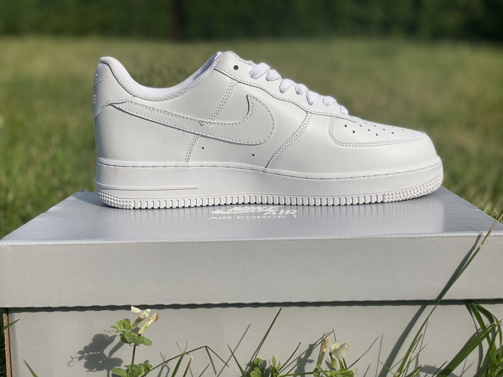 Nike Air Force 1 Classic White Налични