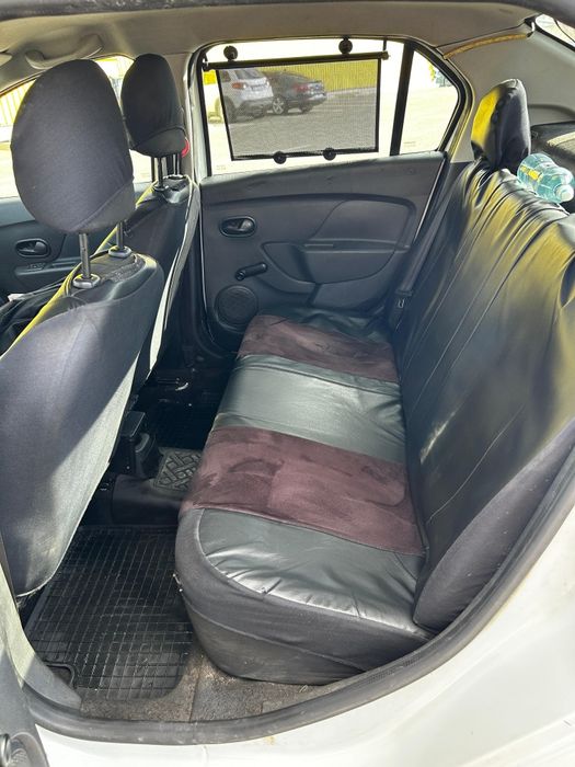Vând Dacia Logan 0.9 TCe