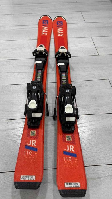 Детские Лыжи 110см ботинки 23 23.5 палки. Salamon из di-sport.