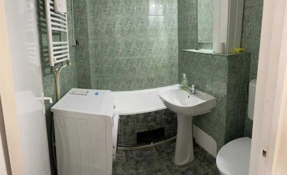 Garsoniera spațioasă de închiriat