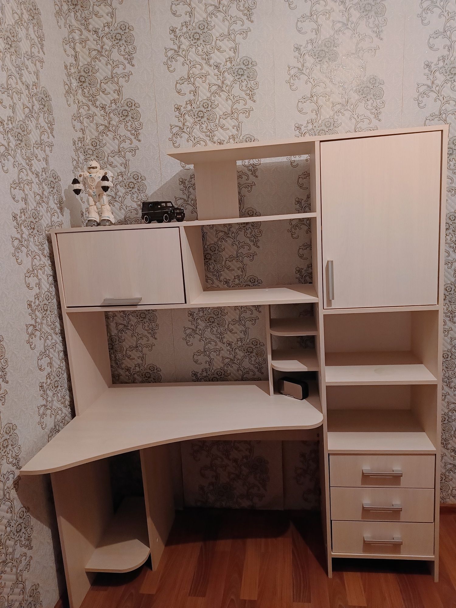 Продаётся шкаф отличный