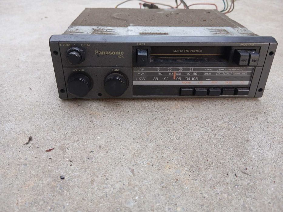 Casetofon auto vintage Panasonic CQ-474EG – Auto Reverse