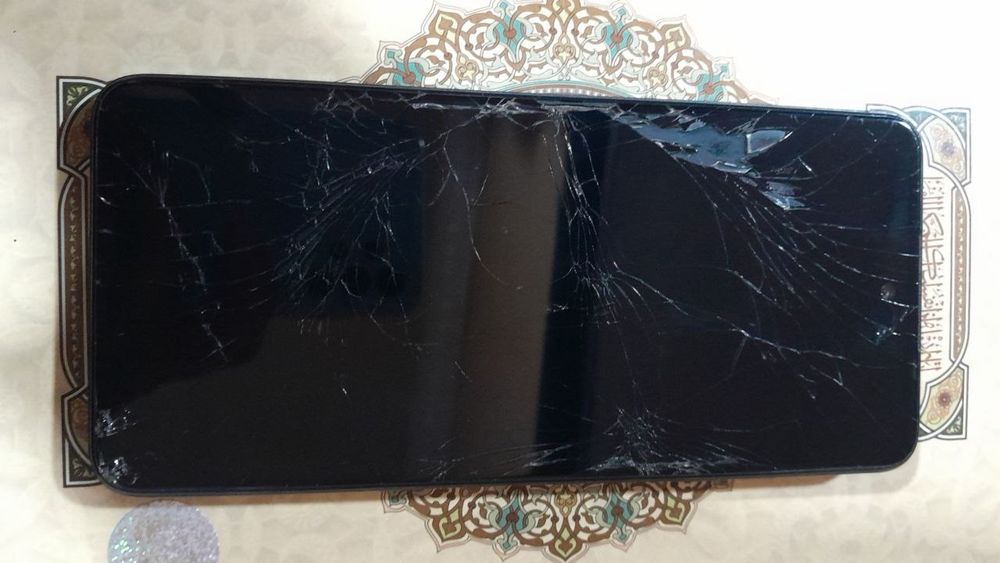 Tecno spark 2024 8/128