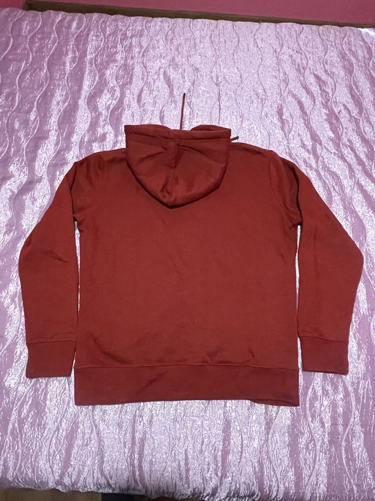Суичъри  PULL & BEAR