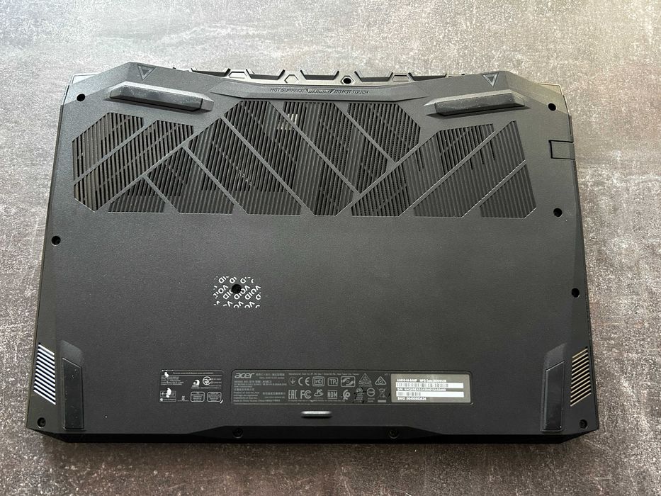 Acer Nitro 5 (AN515-54-54WF)