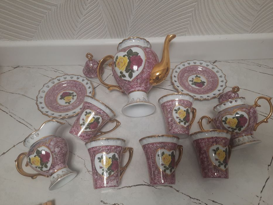 Продам чайный сервиз