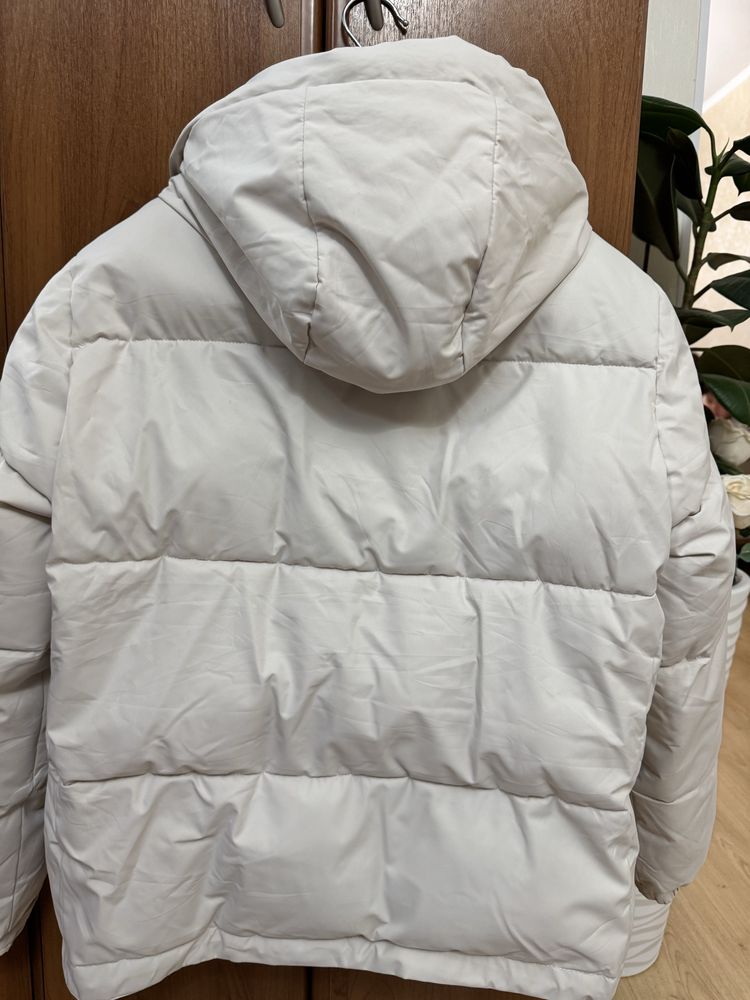 Продам куртку р М