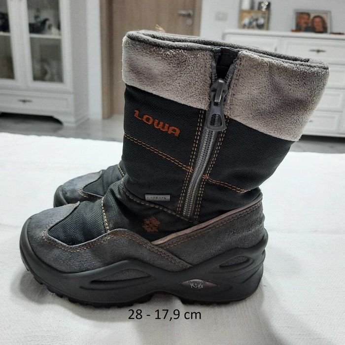 Incaltaminte de iarna copii