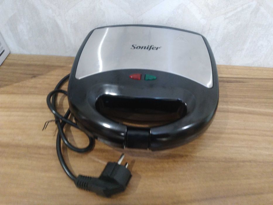 Вафельный апарат