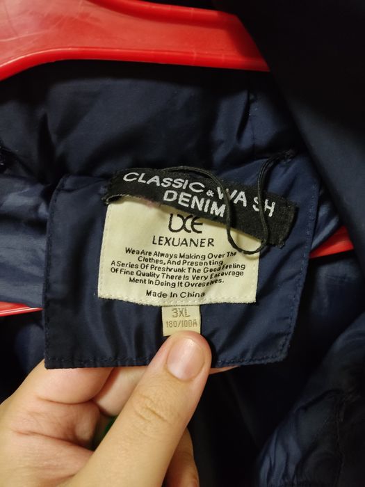 Аёллар курткаси сотилади