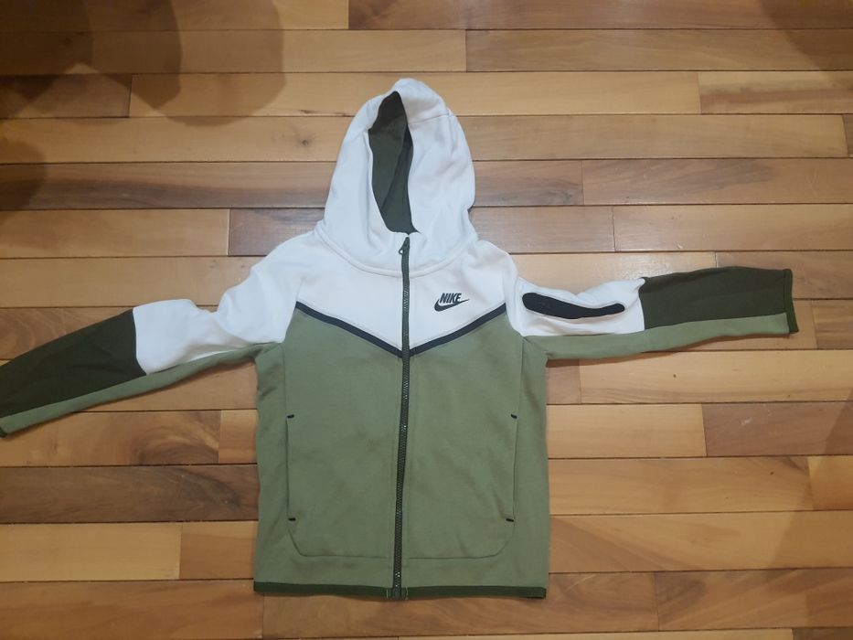 Nike tech fleece