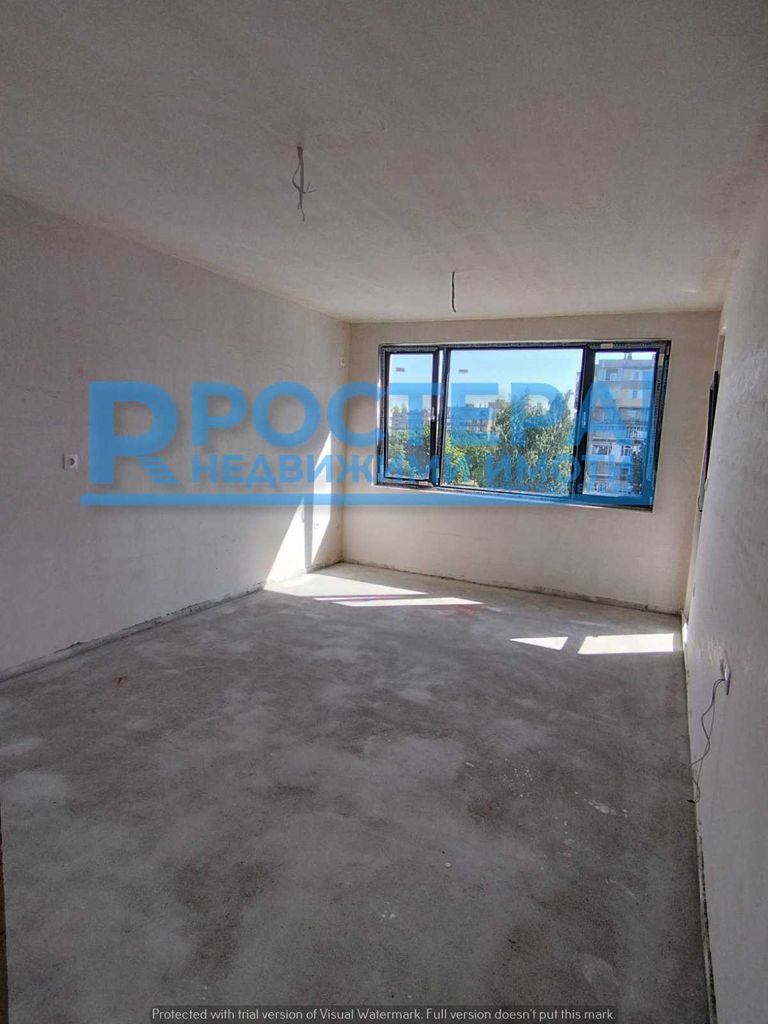 Продава се Двустаен апартамент в Търговище, Център - 60 кв.м за 1033 €/кв.м - Снимка #1