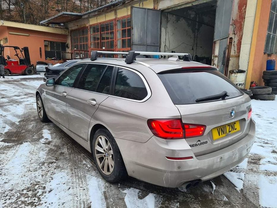 BMW F11 520D 184кс xenon теглич панорама ръчка НА ЧАСТИ !
