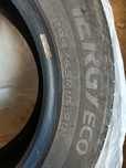 Vind 8 anvelope  195 / 65 / 15 ,aproape noi , folosite 2 ani