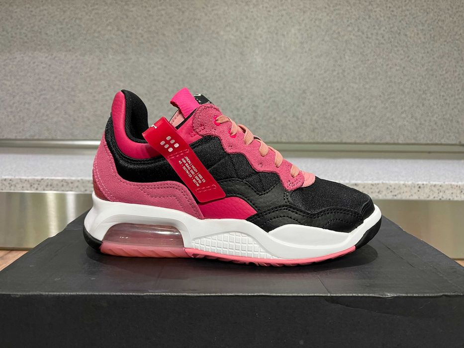 ОРИГИНАЛНИ *** Nike AIr Jordan MA2  'Black Pinksicle'