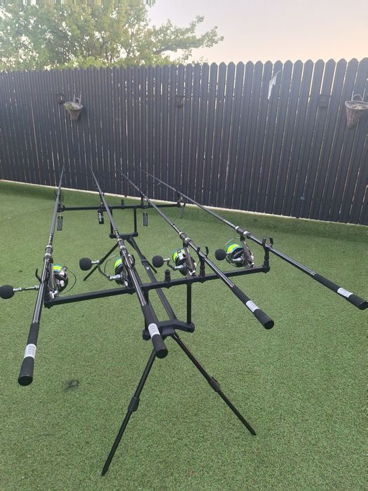 Set 4 Lansete Crap Pro FLx 9  3.90m 3.75 LBS 2 tronsoane Lbs + 4 Mulin