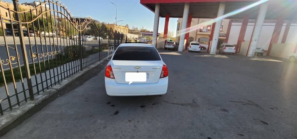 Chevrolet Lacetti 1.8