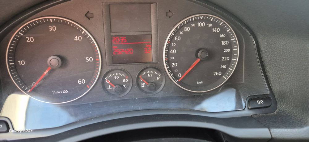Vand vw golf 5 variant 1.9tdi.an 2009.