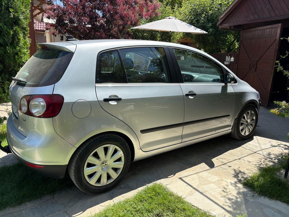 Volkswagen golf V plus 1.9tdi
