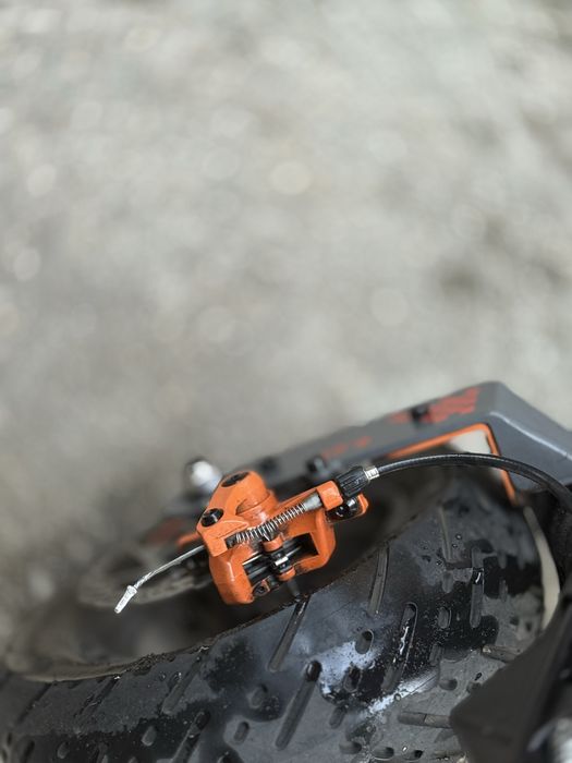 Vand Kukirn G4 + Casca de protectie+Antifurt de fier