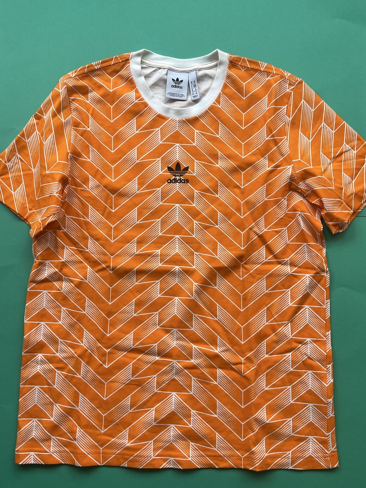 ADIDAS Originals : НОВА М размер / Оригинал