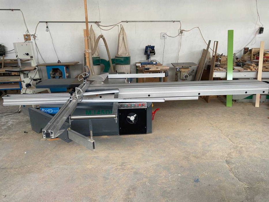 Двухпильный станок