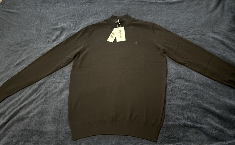 Vand pulover Calvin Klein - nou cu eticheta