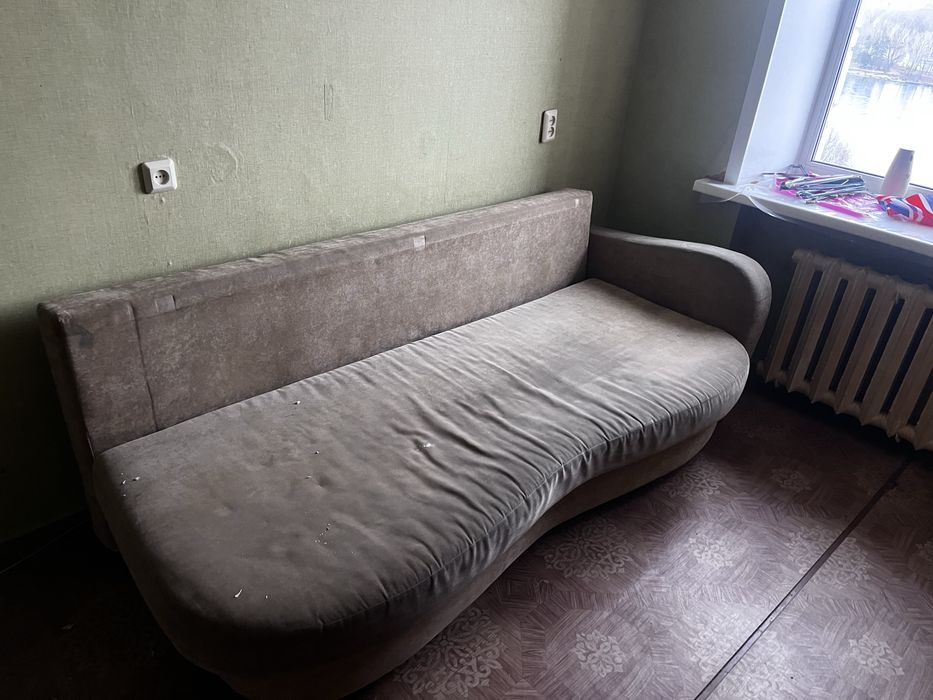 Диван раскладывающийся