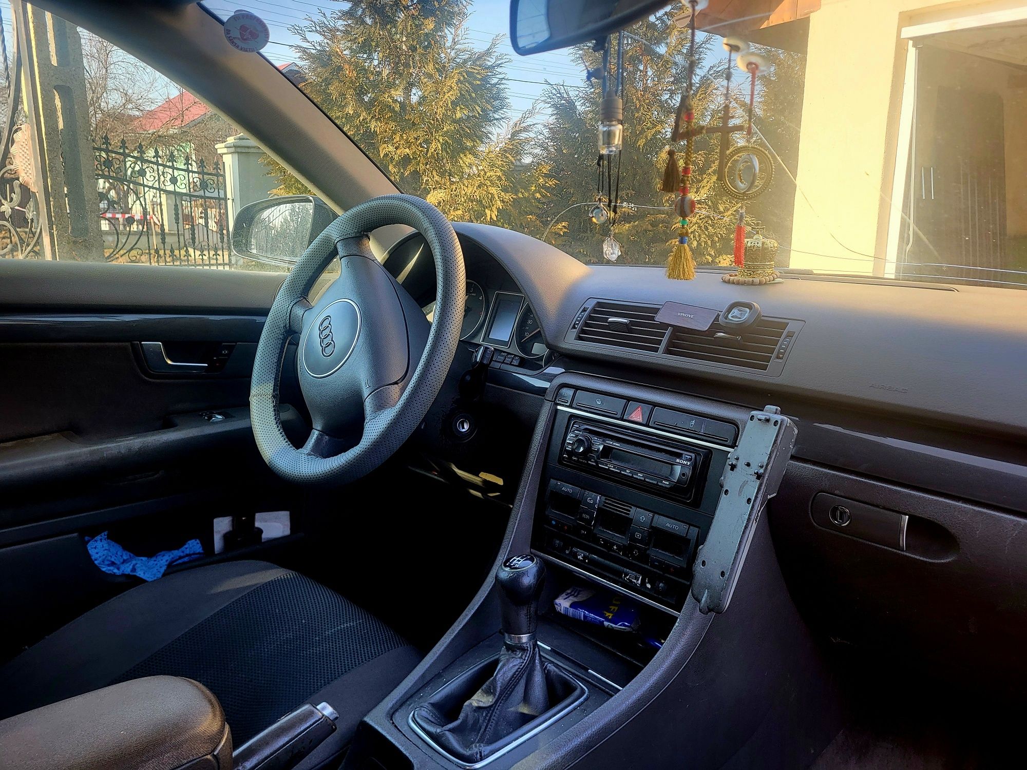 Audi A4 B6 1.9 TDI an 2003 101 CP preț 2100 euro