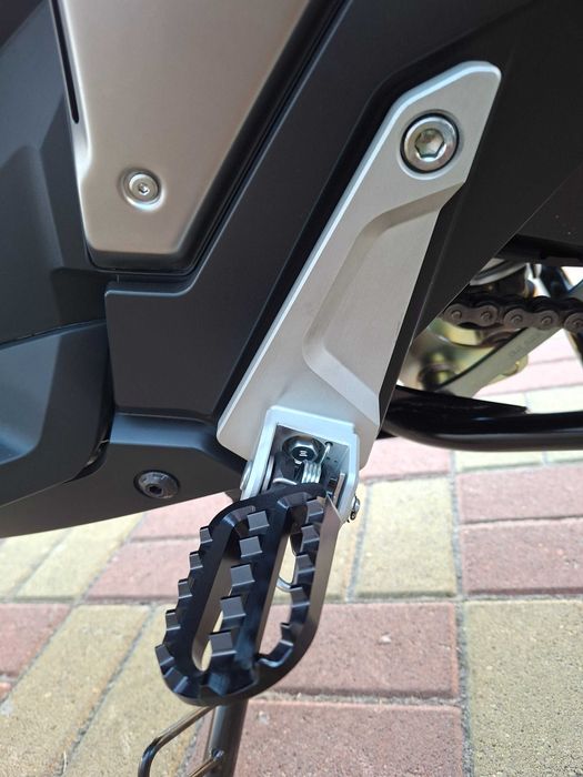 Оригинални Степенки Honda X-ADV 2021-2025