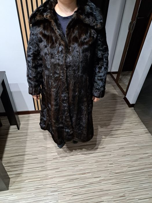 Vând haina de blana