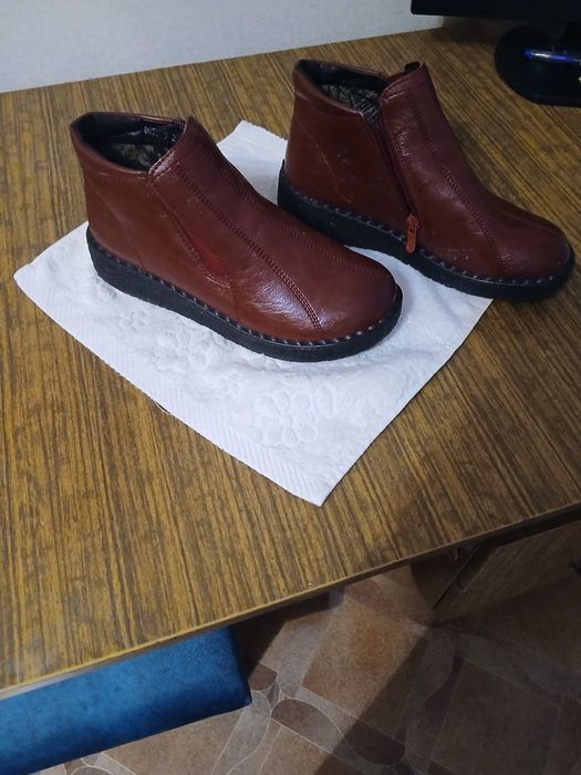 Ботиночки женские 39размер осень