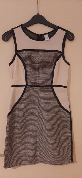 Vila елегантна рокля