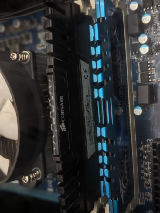 PC Gaming GTX 1660 SUPER, 16GB RAM, SSD, gata de jocuri - Caransebeș