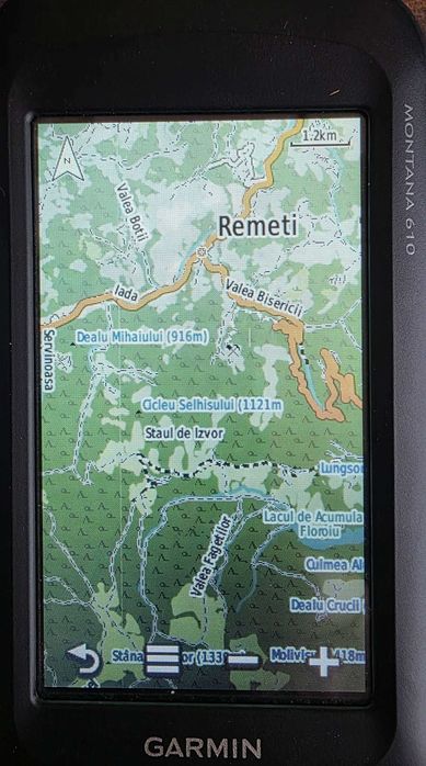 GPS topografic de mana Garmin Montana 610 inclusiv poteci de munte