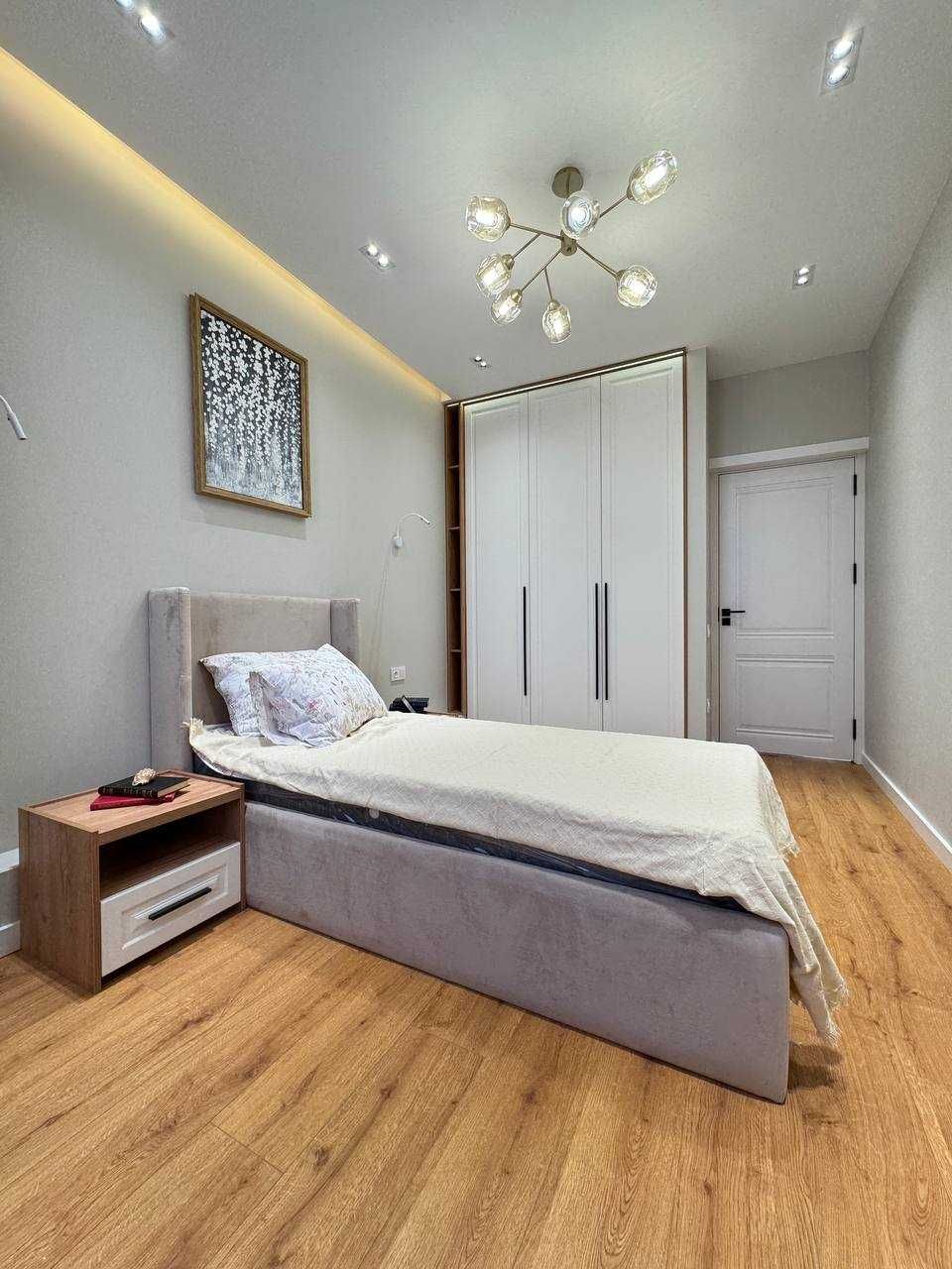 Чехова; ОЙБЕК метро,ор-р кафейня ЧайКоф,2в3/5/9,65м2,Евро Люкс