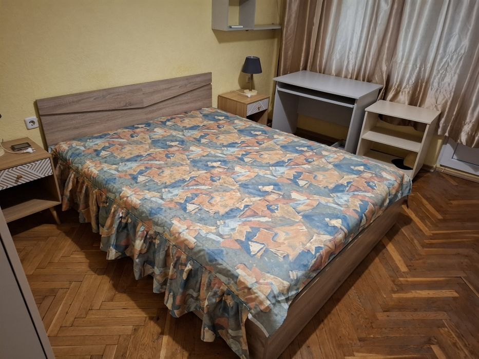 Дава се под наем