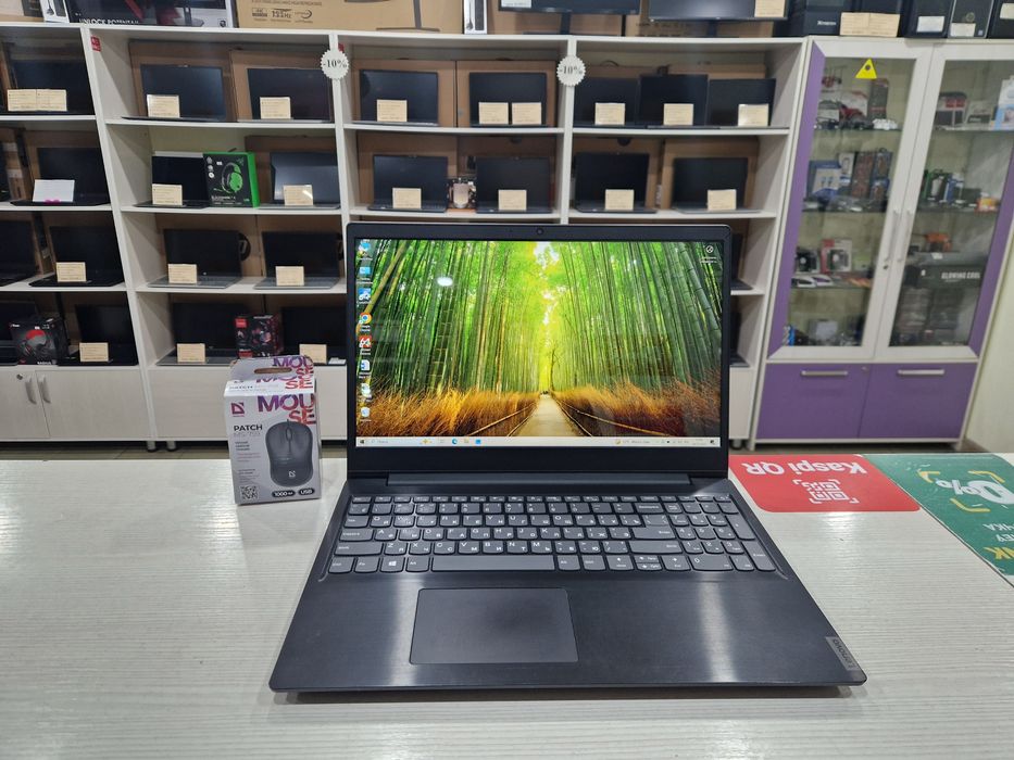 Идеал Lenovo (Core i3-8145u, GeForce MX110 2 gb)