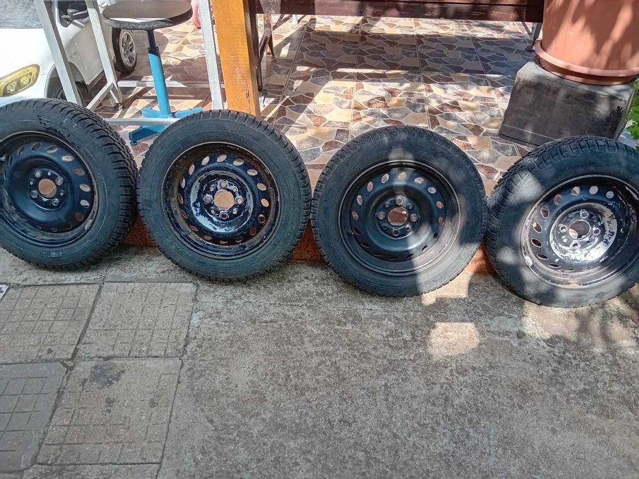 Гуми с джанти за Фиат 13 цола